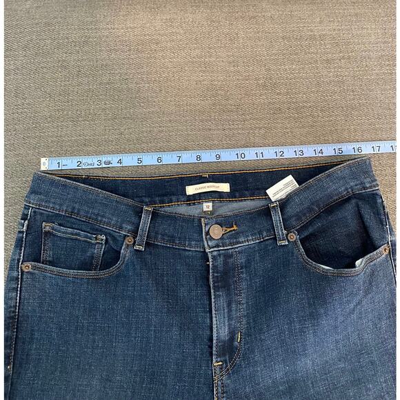Levi's Women's Dark Wash Basic Stretch Mid-Rise Classic Bootcut Jeans Size 12 - Picture 7 of 10